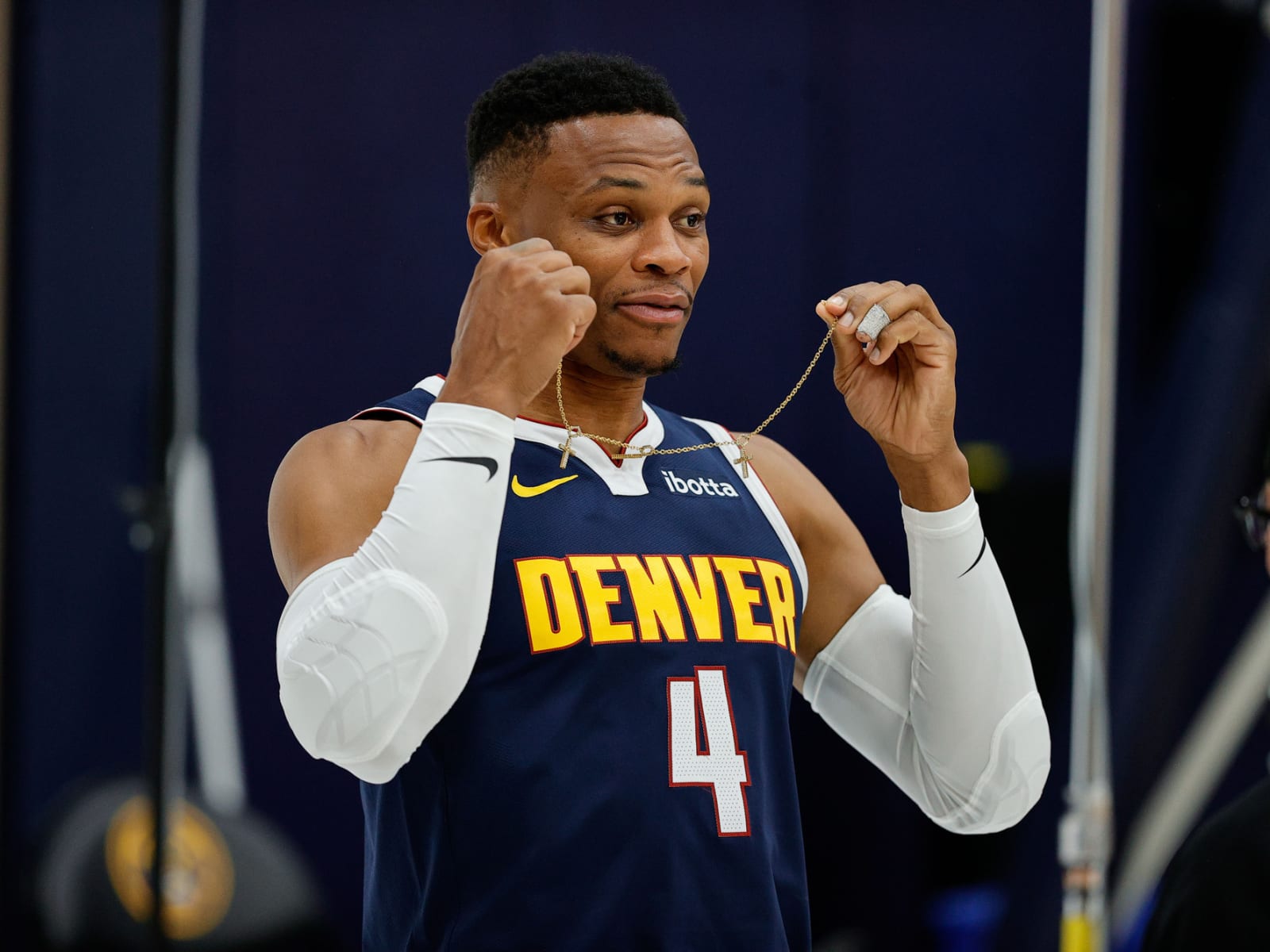 sep-26-2024-denver-co-usa-denver-nuggets-guard