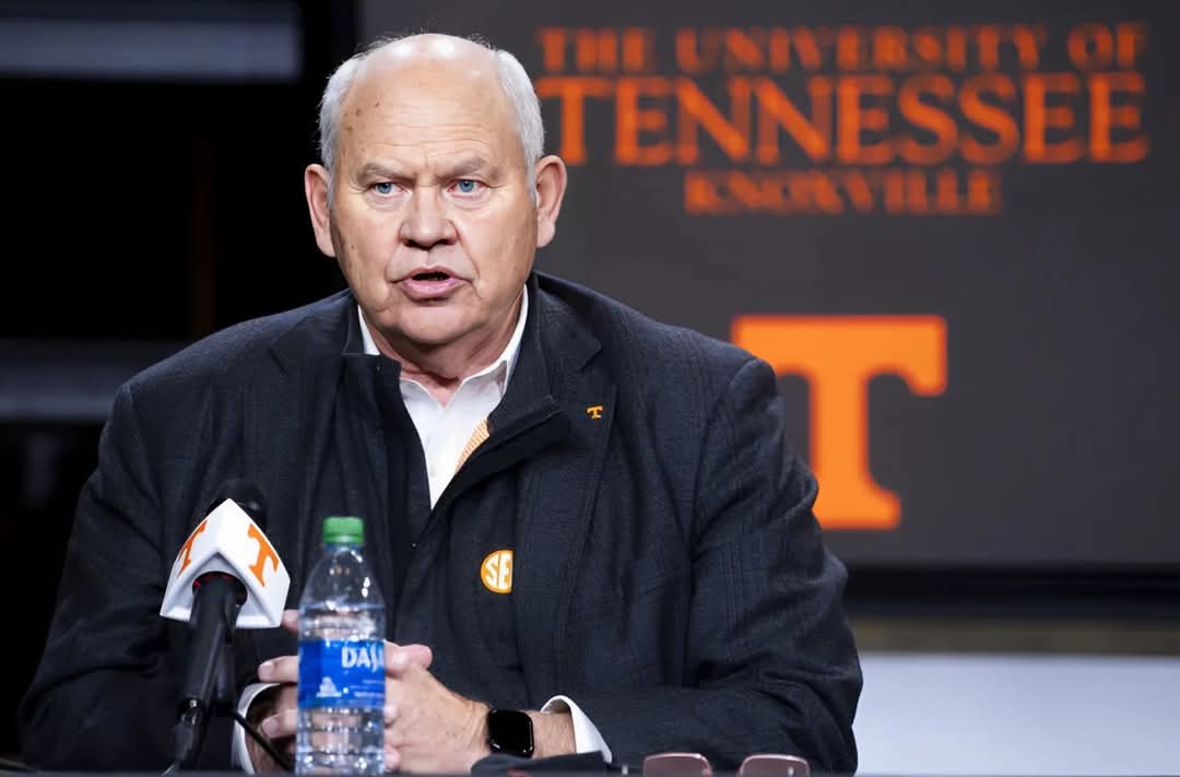 EMOTIONAL FAREWELL: Phillip Fulmer Bids Goodbye to Tennessee Vols—Legendary Coach Thanks Fans in Powerful Message: “From the Bottom of My Heart…