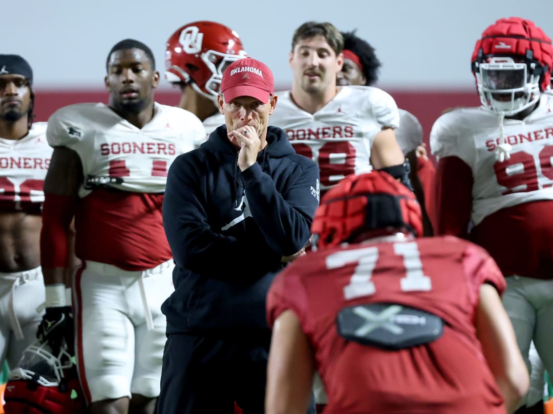 VENABLES OPENS OLD WOUNDS: After Months of Silent Struggle, Oklahoma’s Coach Admits David Stone’s Rise Brings Both Excitement and Torment—While Revealing A Hidden Battle Eating at Him That Now Spills Into the Open Ahead of 2025…